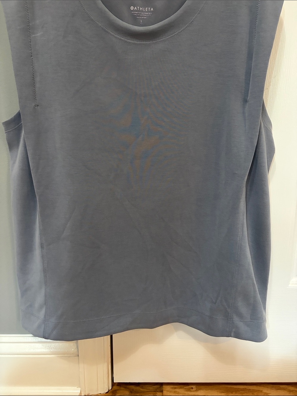 Athleta Slate Gray Muscle Tee Tank- Large NWOT - Picture 5 of 6
